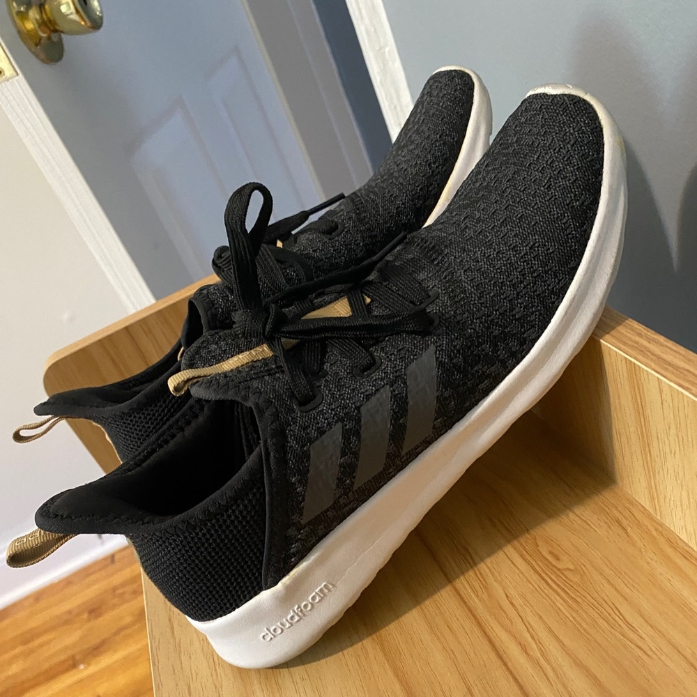 Womens Nike sneakers